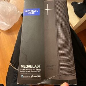 Mega blast speaker brand new